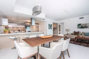 17301 Biscayne Blvd APT 2207, Aventura, FL 33160, Sold 05/12/22