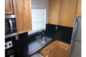 5174 NE 6th Ave APT 520, Oakland Park, FL 33334, Sold 04/28/22