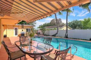 10414 SW 50th Ct, Cooper City, FL 33328, Sold 05/17/22
