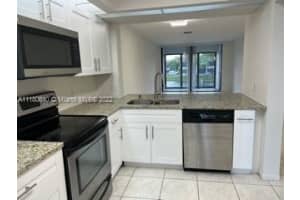 203 Lake Pointe Dr APT 207, Oakland Park, FL 33309, Sold 04/29/22