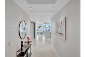 17111 Biscayne Blvd Unit 309, Aventura, FL 33160, Sold 05/27/22