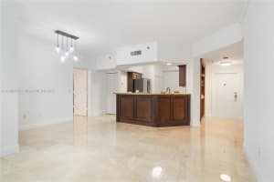 3205 NE 184th St APT 9104, Aventura, FL 33160, Sold 05/06/22