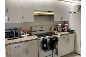 8670 SW 212th St APT 202, Cutler Bay, FL 33189, Sold 05/13/22