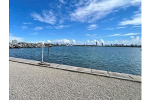 7545 E Treasure Dr #9f, North Bay Village, FL 33141, Sold 04/25/22