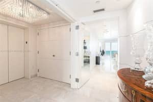 1331 Brickell Bay Dr APT 3105, Miami, FL 33131, Sold 05/31/22