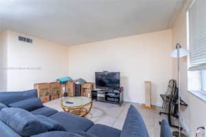 1780 79th Street Causeway #111, North Bay Village, FL 33141, Sold 06/13/22
