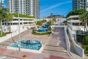 Blue Diamond Tower, 4779 Collins Ave APT 1007, Miami Beach, FL 33140, Sold 06/30/22