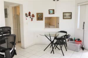 18720 NE 18th Ave APT 215, Miami, FL 33179, Sold 05/25/22