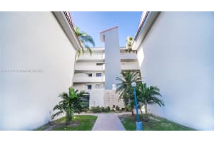 8205 SW 152nd Ave f 316, Miami, FL 33193, Sold 05/02/22