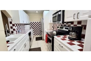 9724 Hammocks Blvd APT 204, Miami, FL 33196, Sold 06/27/22