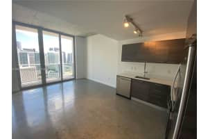 151 SE 1st St Apt 3307, Miami, FL 33131, Sold 05/05/22