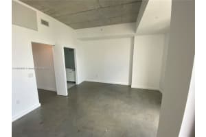 151 SE 1st St Apt 3307, Miami, FL 33131, Sold 05/05/22