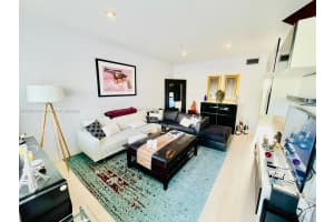 915 8th St APT 203, Miami Beach, FL 33139, Sold 06/30/22