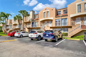 510 NW 86th Pl # 12-208, Miami, FL 33126, Sold 05/25/22