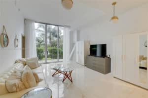 16385 Biscayne Blvd #101, North Miami Beach, FL 33160, Sold 06/06/22