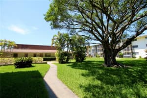 16790 NE 14th Ave APT 202, Miami, FL 33162, Sold 05/26/22