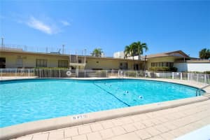 16790 NE 14th Ave APT 202, Miami, FL 33162, Sold 05/26/22