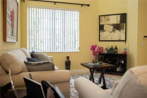 16713 Sapphire Ct, Weston, FL 33331, Sold 04/22/22