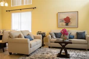 16713 Sapphire Ct, Weston, FL 33331, Sold 04/22/22