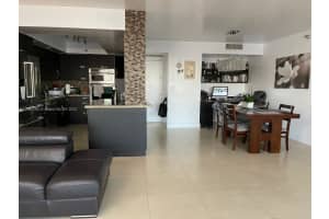 20515 E Country Club Dr APT 1247, Aventura, FL 33180, Sold 06/27/22