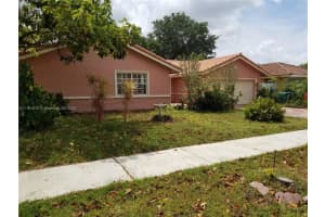 6030 NW 201st Ln, Hialeah, FL 33015, Sold 05/27/22