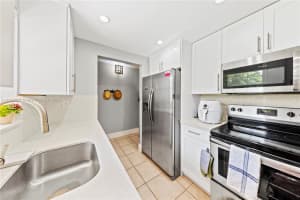 8500 SW 109th Ave # 6-104, Miami, FL 33173, Sold 05/31/22