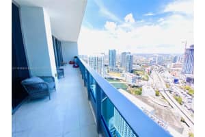 200 Biscayne Blvd Way APT 4512, Miami, FL 33131, Sold 07/13/22