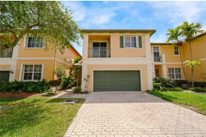 8348 NW 143rd Terrace, Miami Lakes, FL 33016, Sold 05/13/22