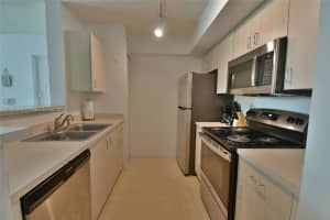 631 SW 111th Ln APT 203, Pembroke Pines, FL 33025, Sold 09/02/22