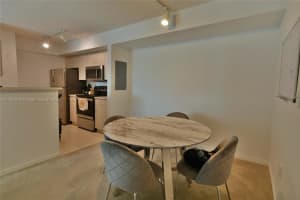 631 SW 111th Ln APT 203, Pembroke Pines, FL 33025, Sold 09/02/22