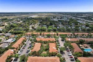 651 NW 79th Ave APT 202, Pembroke Pines, FL 33024, Sold 05/23/22