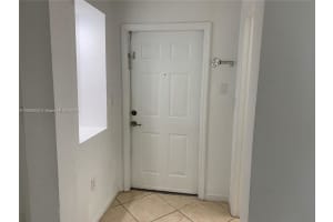 11401 NW 89th St APT 217, Doral, FL 33178, Sold 05/27/22