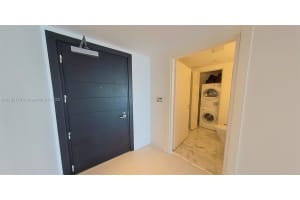 200 Biscayne Blvd Way APT 3207, Miami, FL 33131, Sold 06/14/22