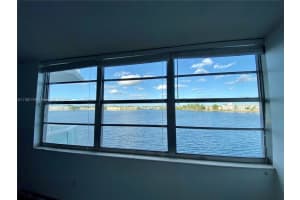 1301 NE Miami Gardens Dr #206w, Miami, FL 33179, Sold 05/12/22