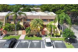 7175 Nova Dr APT 201, Davie, FL 33317, Sold 05/31/22