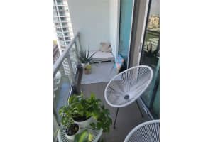 92 SW 3rd St APT 2106, Miami, FL 33130, Sold 04/29/22