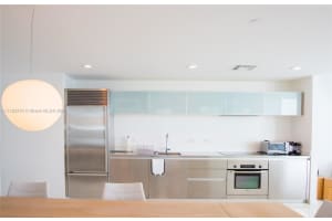 1040 Biscayne Blvd APT 2701, Miami, FL 33132, Sold 04/29/22