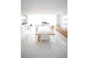 1040 Biscayne Blvd APT 2701, Miami, FL 33132, Sold 04/29/22