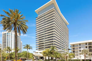 5875 Collins Ave APT 1705, Miami Beach, FL 33140, Sold 05/02/22