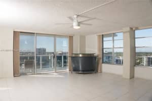 3800 S Ocean Dr APT 1705, Hollywood, FL 33019, Sold 05/05/22