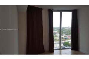 185 SW 7th St APT 1710, Miami, FL 33130, Sold 08/29/22