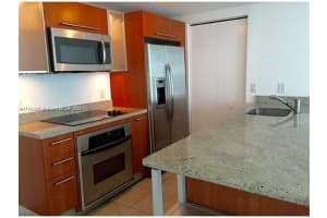 185 SW 7th St APT 1710, Miami, FL 33130, Sold 08/29/22