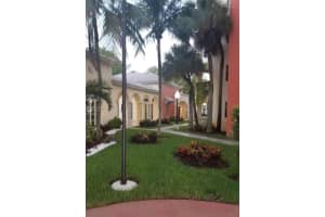 8333 Lake Dr APT 406, Doral, FL 33166, Sold 06/17/22