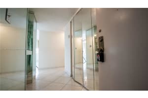 1200 NE Miami Gardens Dr #220w, Miami, FL 33179, Sold 05/26/22