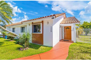 13560 SW 59th Ln, Miami, FL 33183, Sold 05/27/22