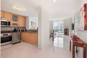 2101 Brickell Ave APT 3202, Miami, FL 33129, Sold 05/12/22