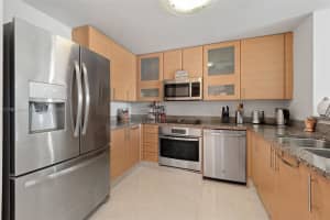 2101 Brickell Ave APT 3202, Miami, FL 33129, Sold 05/12/22
