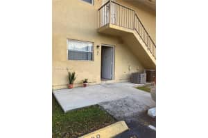 15679 SW 73rd Cir Terrace APT 31, Miami, FL 33193, Sold 08/05/22