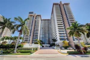 2030 S Ocean Dr APT 218, Hallandale Beach, FL 33009, Sold 06/03/22