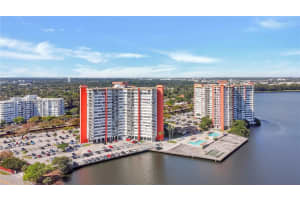 1351 NE Miami Gardens Dr #326e, Miami, FL 33179, Sold 10/07/22